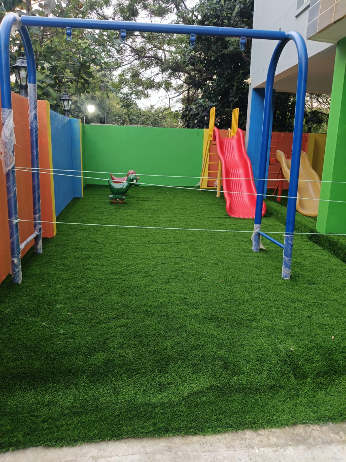 ultra density synthetic grass for lawns