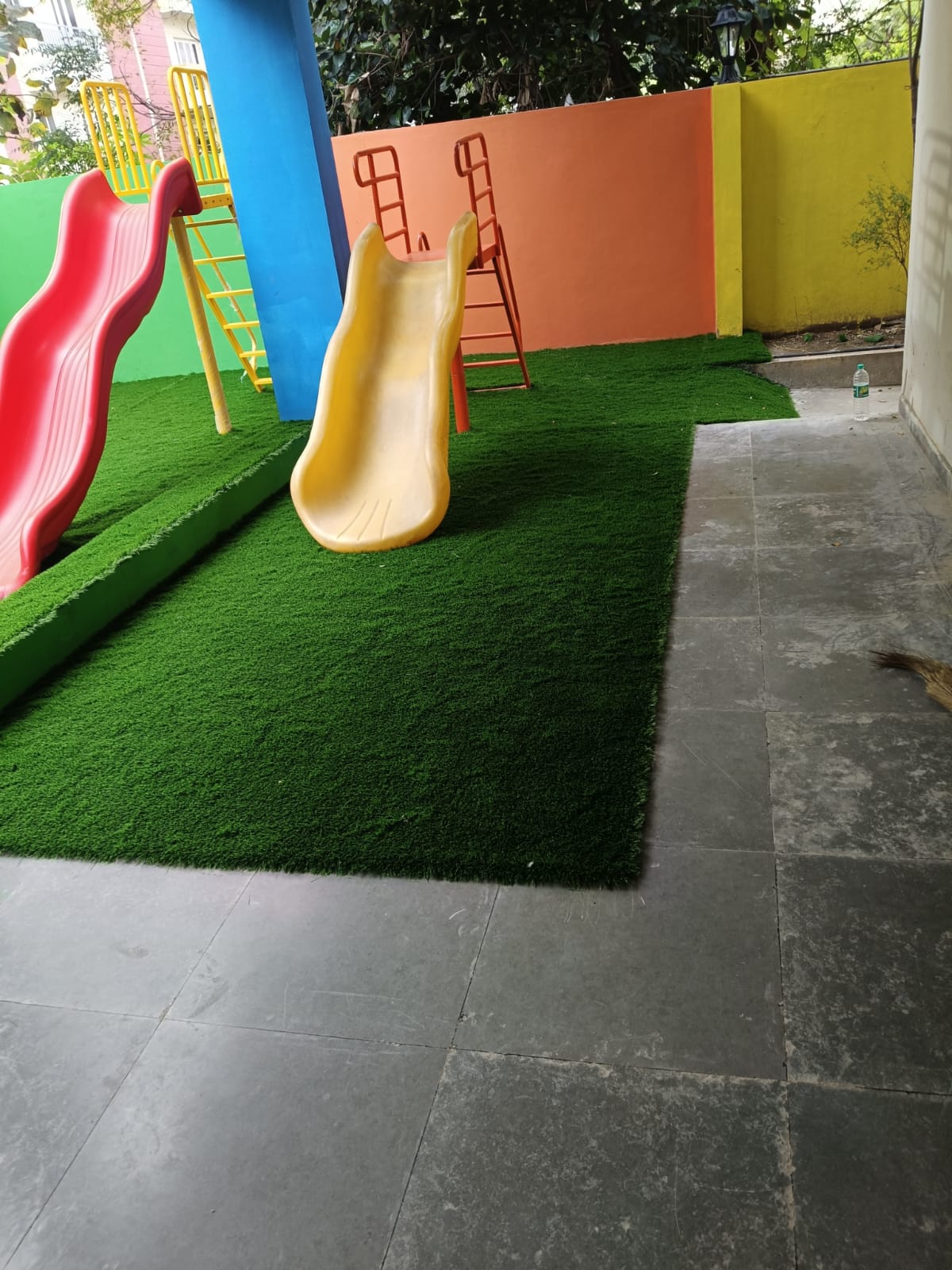 ultra density synthetic grass for lawns