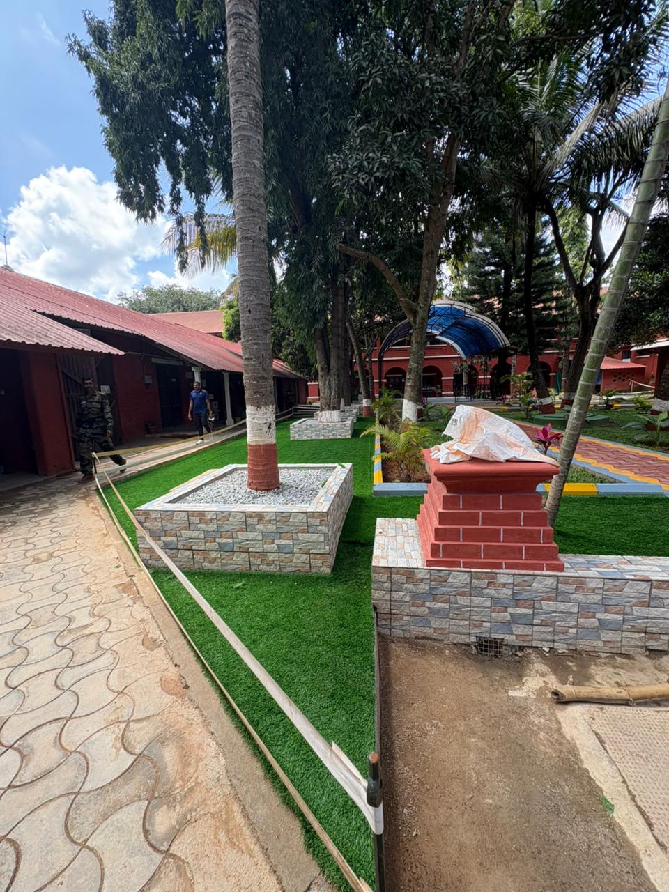 ultra density synthetic grass for lawns