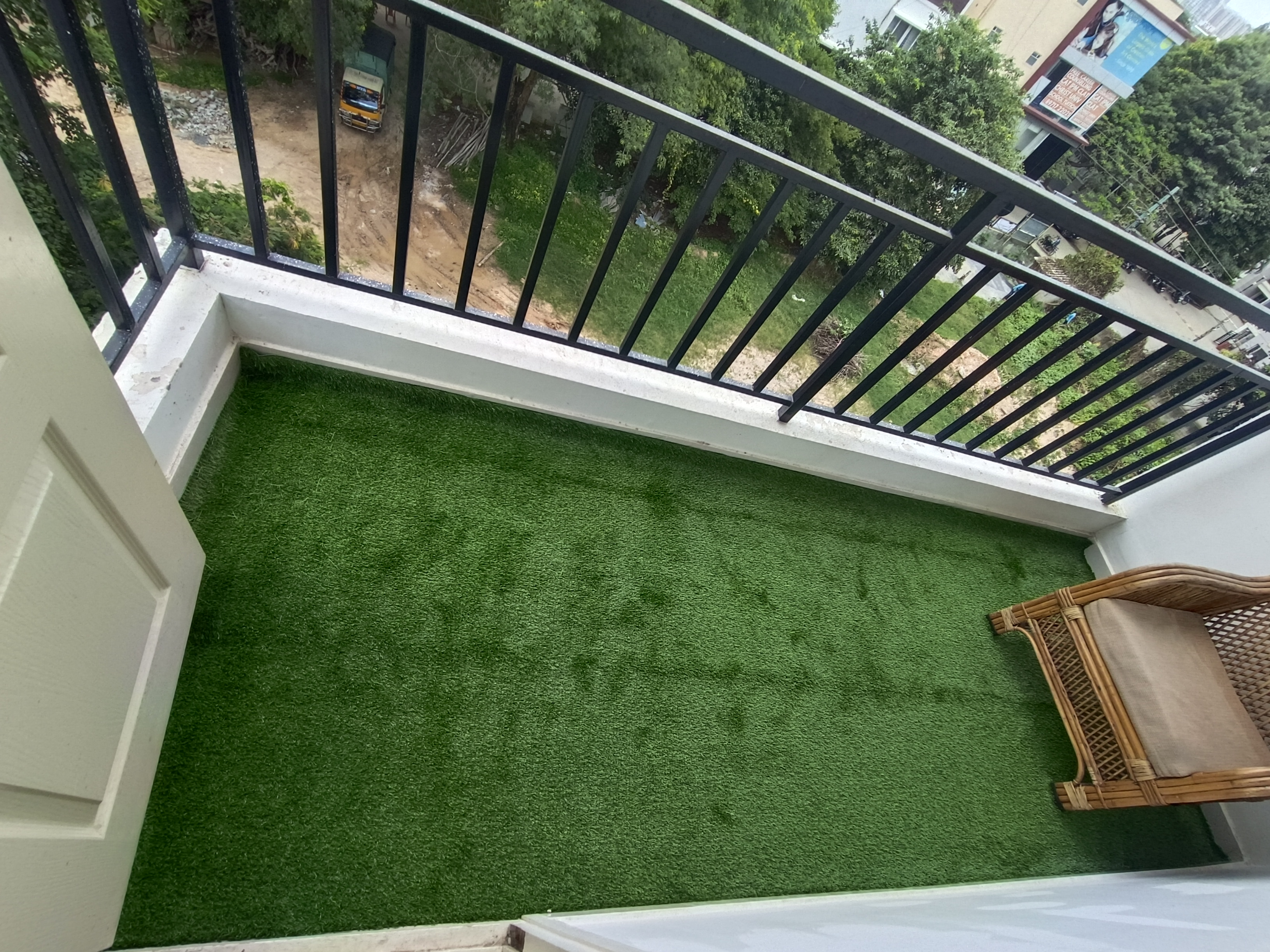 40mm PlushTurf Astro Turf high-density synthetic grass installation for gardens