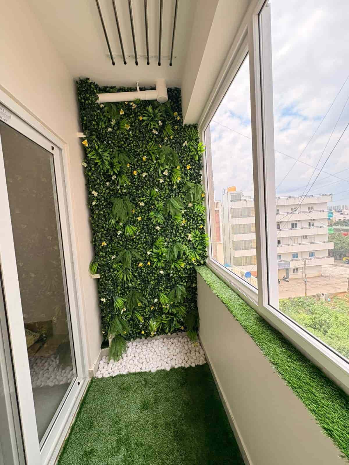 Artificial Vertical Garden on Balcony Fence